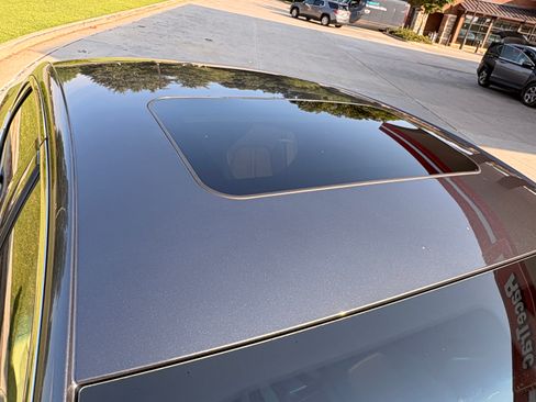 Used 2019 Lincoln MKZ Reserve w/ Reserve Plus Package FWD image 6