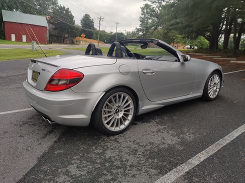 Used 2007 Mercedes-Benz SLK 55 AMG image 29