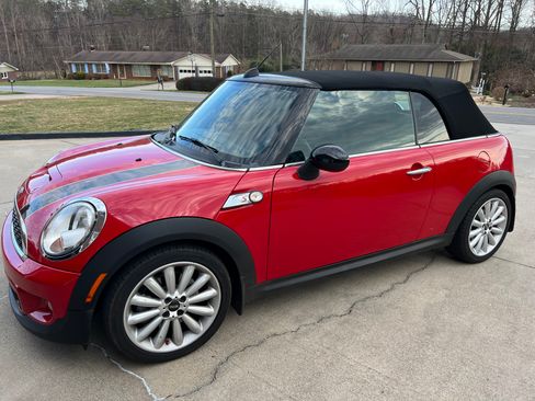 Used 2013 MINI Cooper S image 8