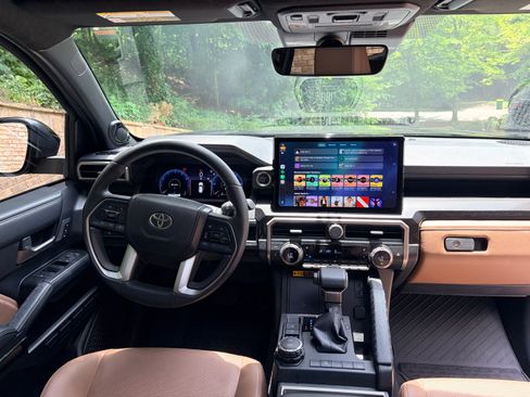 Used 2026 Toyota 4Runner Limited AWD/4WD image 23