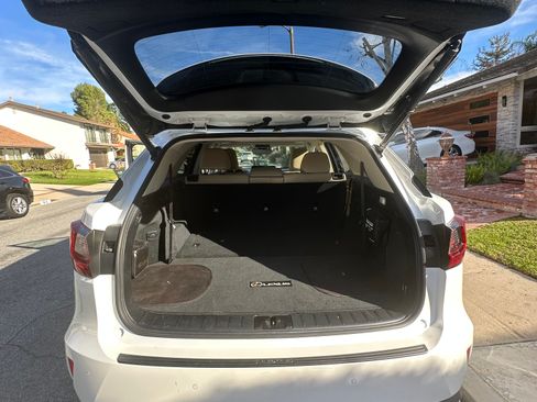 Used 2021 Lexus RX 350L FWD w/ Premium Package image 11