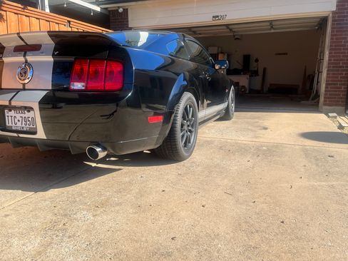 Used 2007 Ford Mustang GT Premium image 14