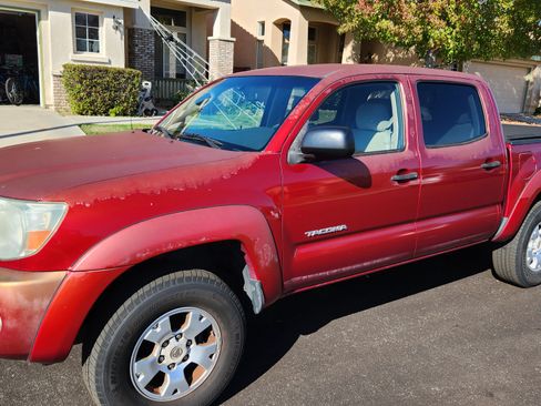 Used 2007 Toyota Tacoma Pickup 4D 5 ft image 4