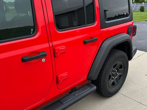 Used 2020 Jeep Wrangler Unlimited Sport AWD/4WD image 5