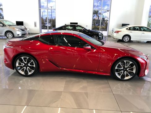 Used 2018 Lexus LC 500 Coupe w/ Sport Package RWD image 14