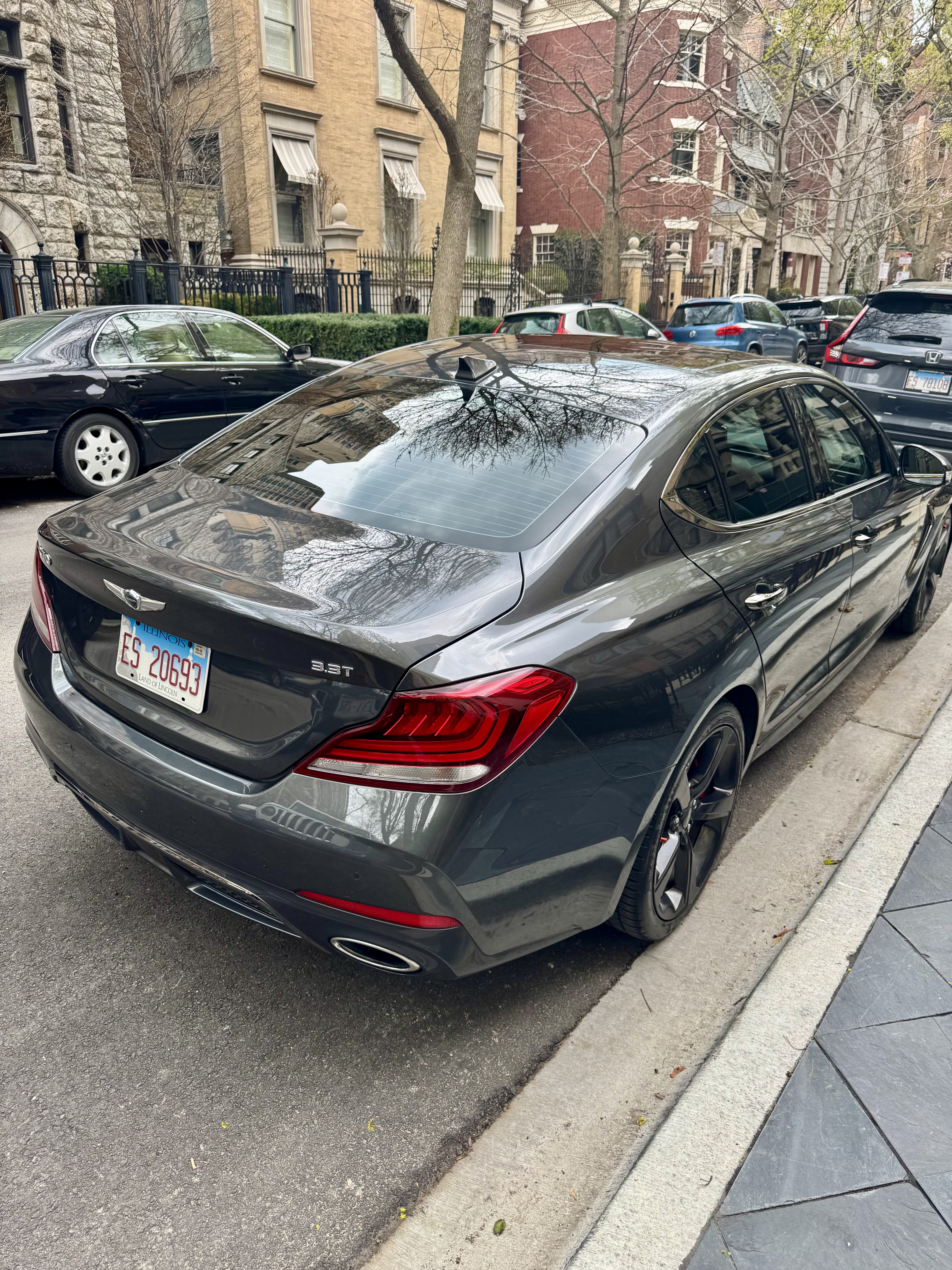 Used 2021 Genesis G70 3.3T w/ Sport Package AWD/4WD image 10