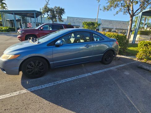 Used 2008 Honda Civic LX image 4