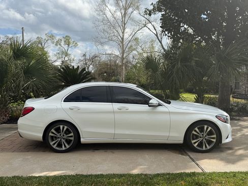 Used 2019 Mercedes-Benz C 300 Sedan image 15