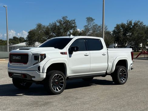 Used 2022 GMC Sierra 1500 AT4 w/ AT4 Premium Package image 1