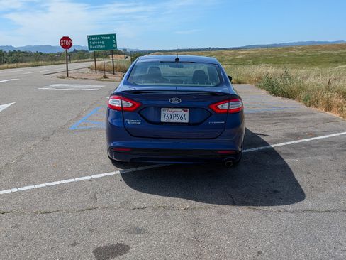 Used 2016 Ford Fusion Energi Titanium image 8