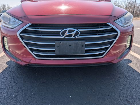 Used 2017 Hyundai Elantra SE w/ SE A/T Tech Package 03 image 17