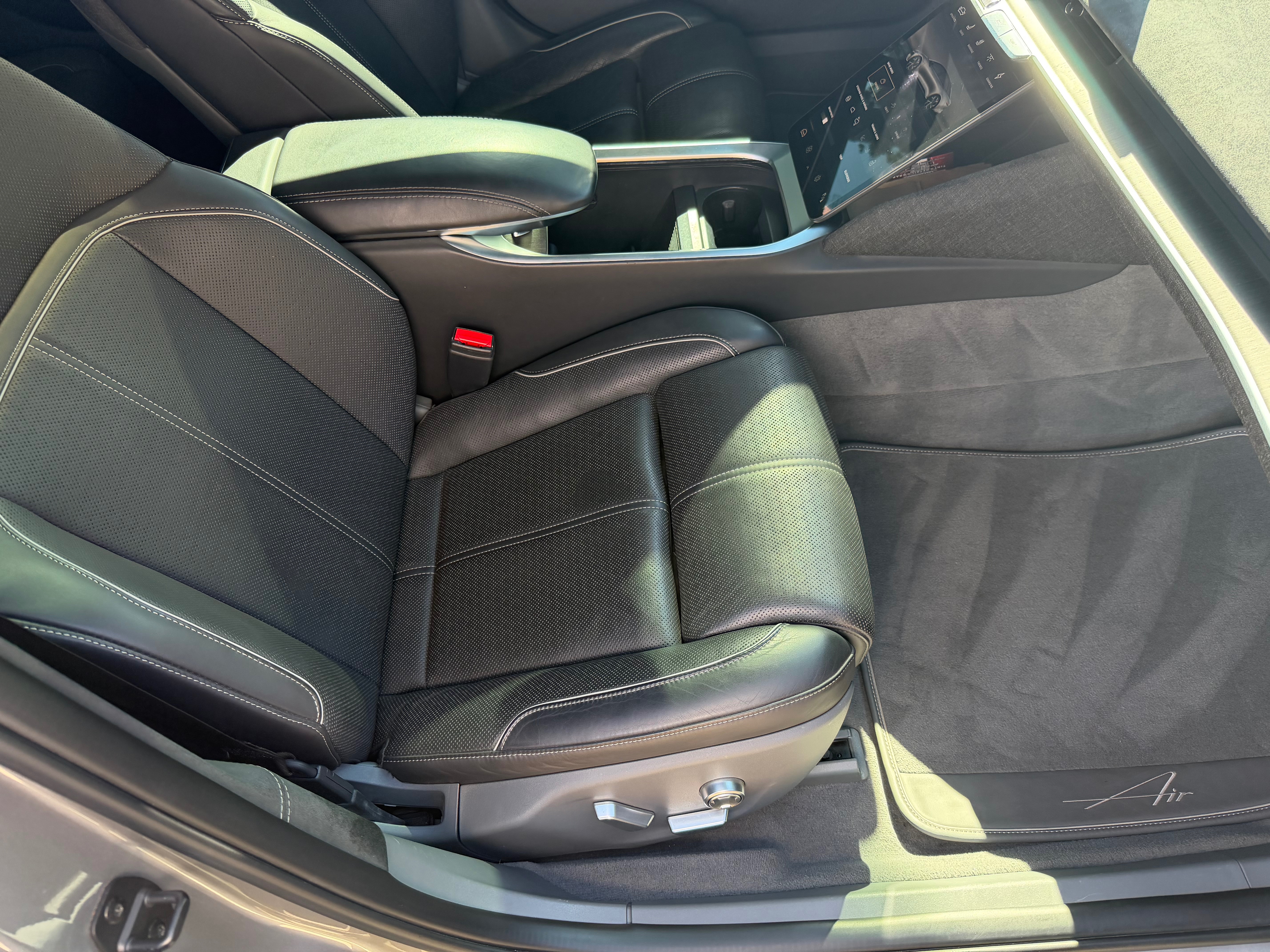 Used 2022 Lucid Air Grand Touring AWD/4WD image 16