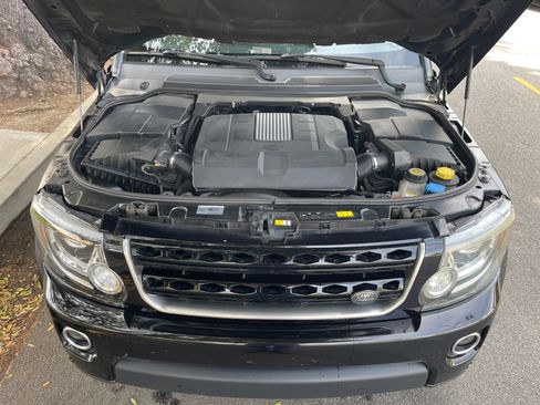Used 2016 Land Rover LR4 HSE LUX AWD/4WD image 11