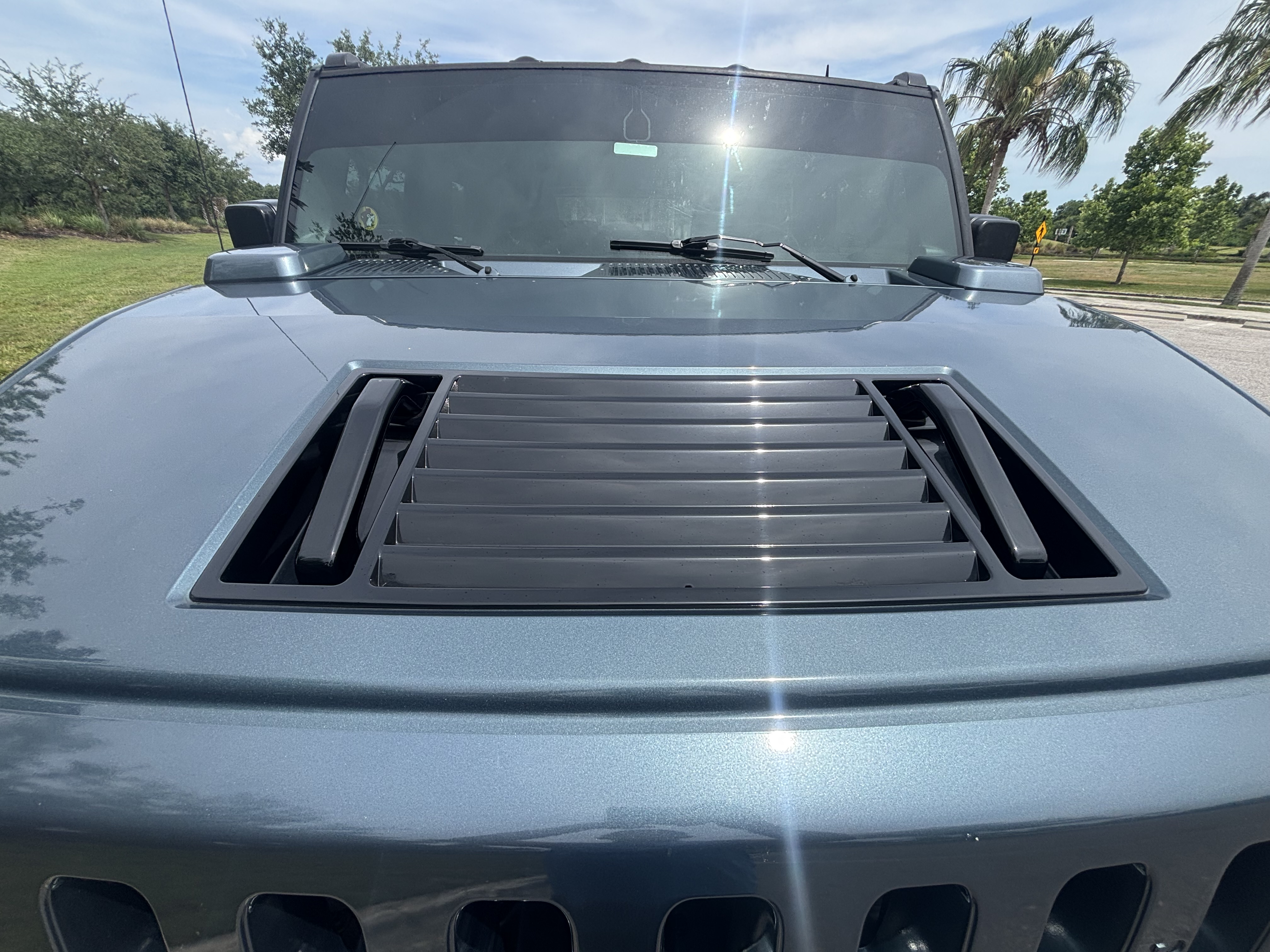 Used 2005 HUMMER H2 w/ Preferred Equipment Group AWD/4WD image 4