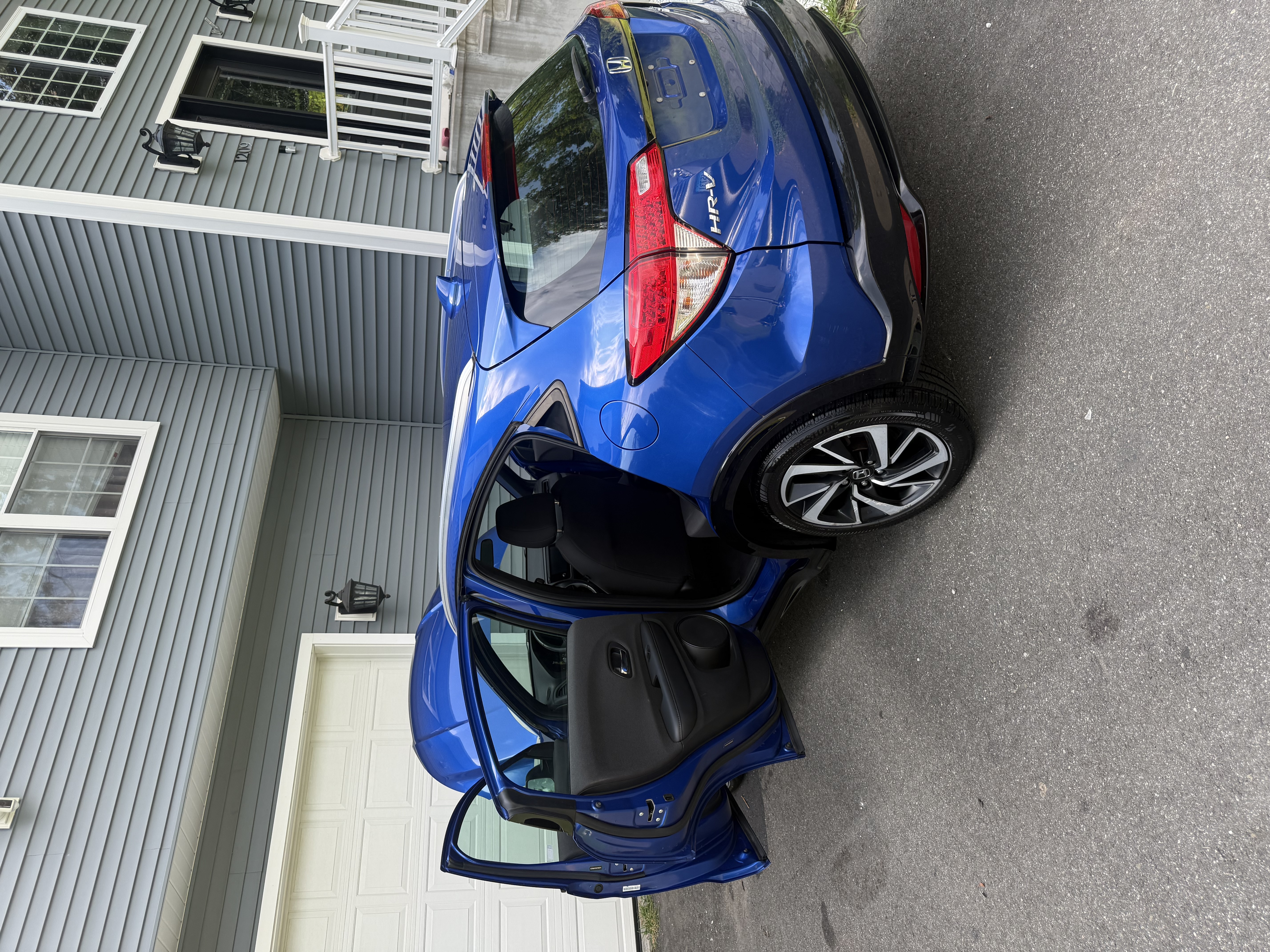 Used 2019 Honda HR-V Sport image 10