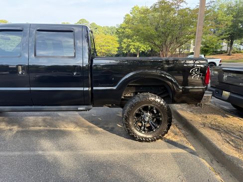 Used 2013 Ford F350 Lariat w/ Lariat Ultimate Pkg AWD/4WD image 9