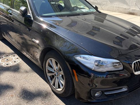 Used 2015 BMW 528i xDrive Sedan AWD/4WD image 8