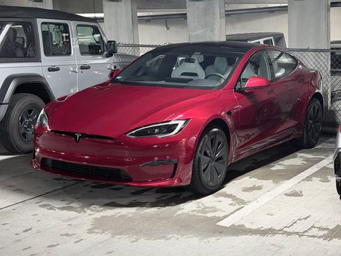 Used 2025 Tesla Model S Plaid AWD/4WD image 6