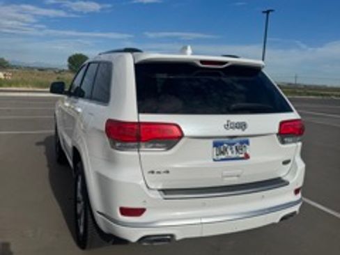 Used 2019 Jeep Grand Cherokee Summit w/ Platinum Series Group AWD/4WD image 12