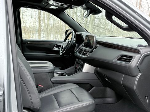 Used 2024 Chevrolet Tahoe Z71 w/ Luxury Package image 14