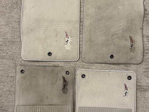 Used 2003 Chevrolet Corvette Coupe w/ Preferred Equipment Group image 31