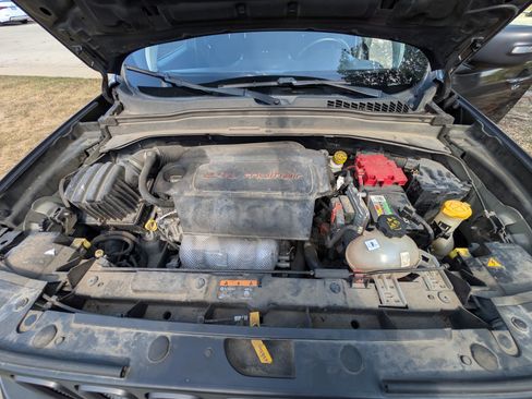 Used 2018 Jeep Renegade Trailhawk w/ Safety & Security Group image 22