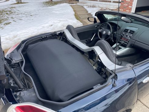 Used 2007 Saturn Sky w/ Premium Trim Pkg image 18