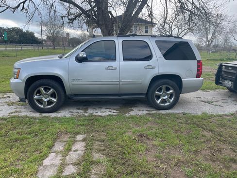 Used 2013 Chevrolet Tahoe LTZ image 1