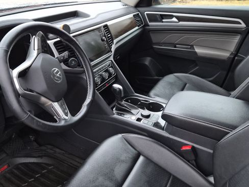 Used 2022 Volkswagen Atlas SE image 11