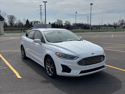 Used 2020 Ford Fusion SEL image 1