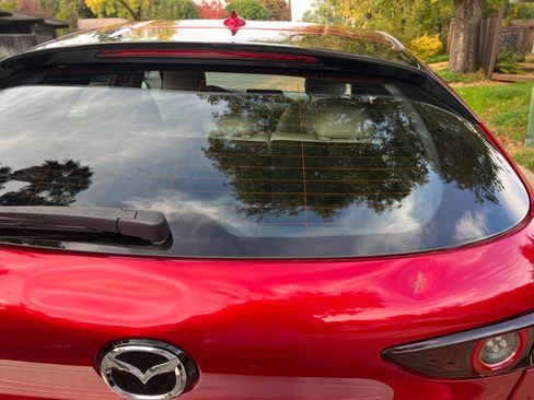 Used 2020 MAZDA MAZDA3 Hatchback w/ Preferred Package image 24