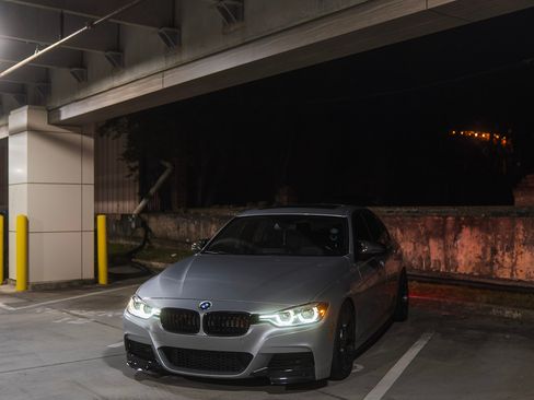 Used 2017 BMW 340i Sedan image 1