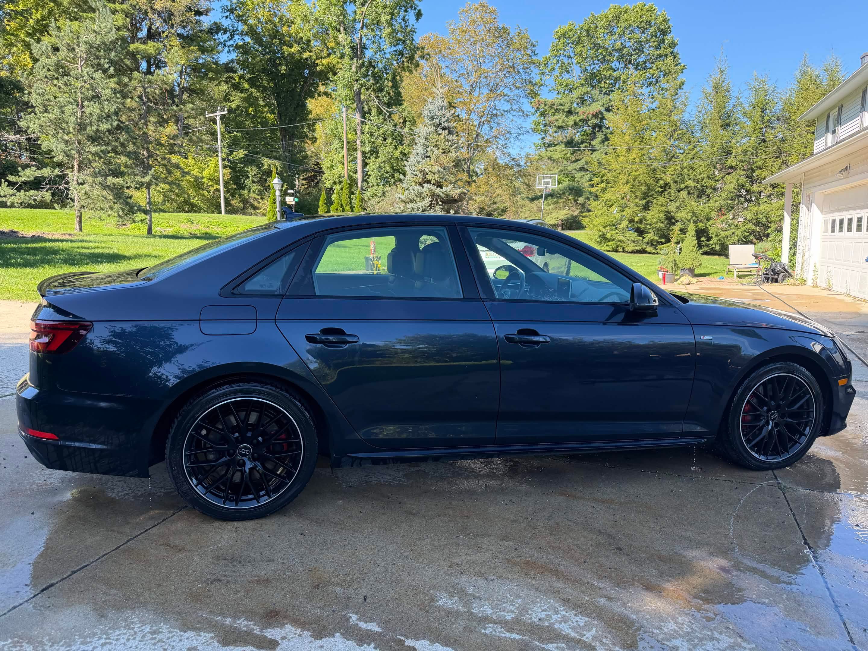 Used 2018 Audi A4 2.0T Premium Plus w/ Premium Plus Package AWD/4WD image 11