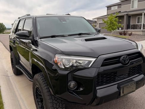 Used 2020 Toyota 4Runner TRD Off-Road Premium w/ Moonroof Package AWD/4WD image 6