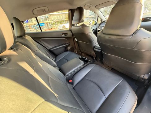 Used 2017 Toyota Prius Prime Advanced image 11