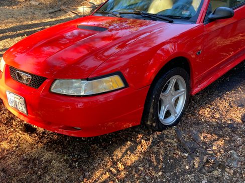 Used 2000 Ford Mustang GT image 4