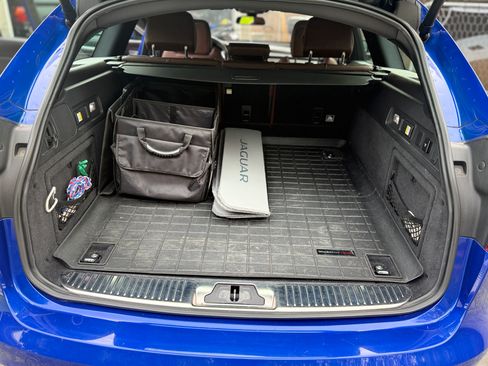 Used 2018 Jaguar XF S image 14