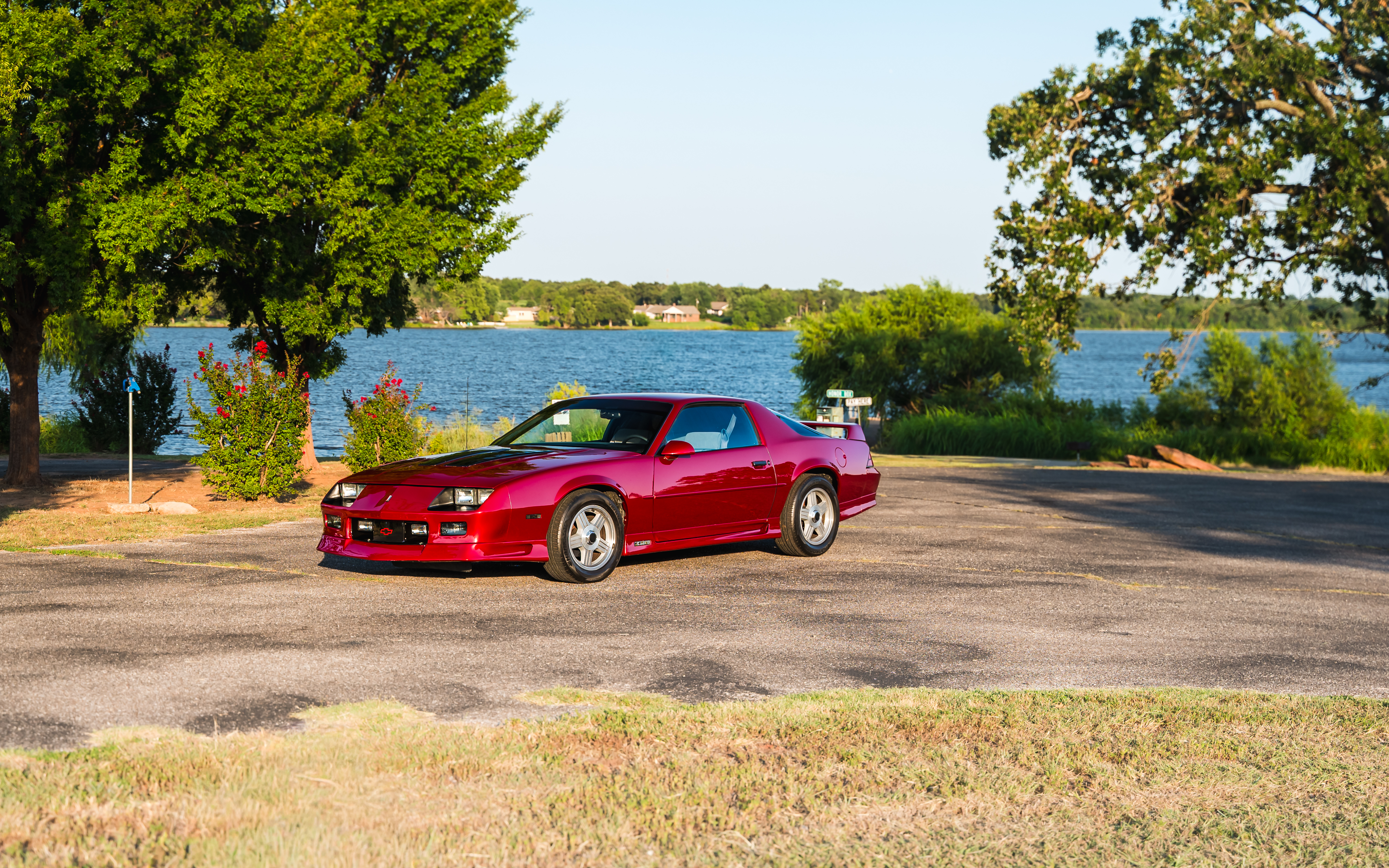 Used 1992 Chevrolet Camaro RS RWD image 8