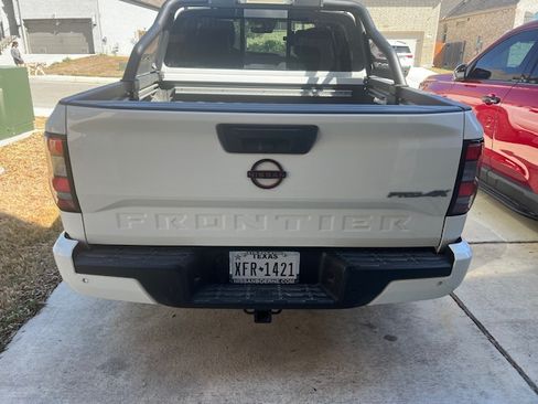 Used 2023 Nissan Frontier PRO-4X w/ Pro-4X Premium Package image 11