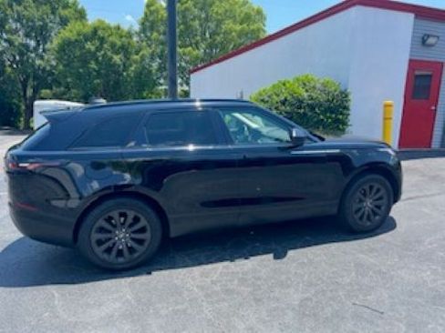 Used 2019 Land Rover Range Rover Velar S image 2
