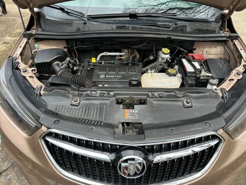 Used 2018 Buick Encore Preferred image 9