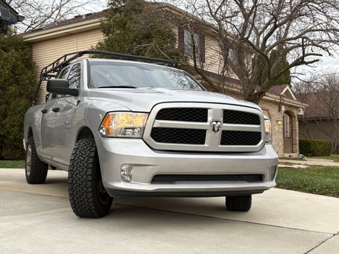 Used 2018 RAM 1500 Express w/ Express Value Package image 2