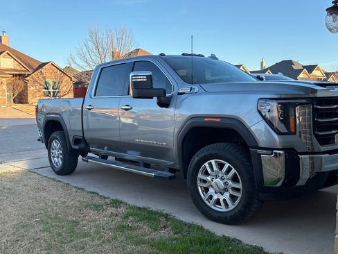 Used 2024 GMC Sierra 2500 SLT w/ Texas SLT Premium Package image 8