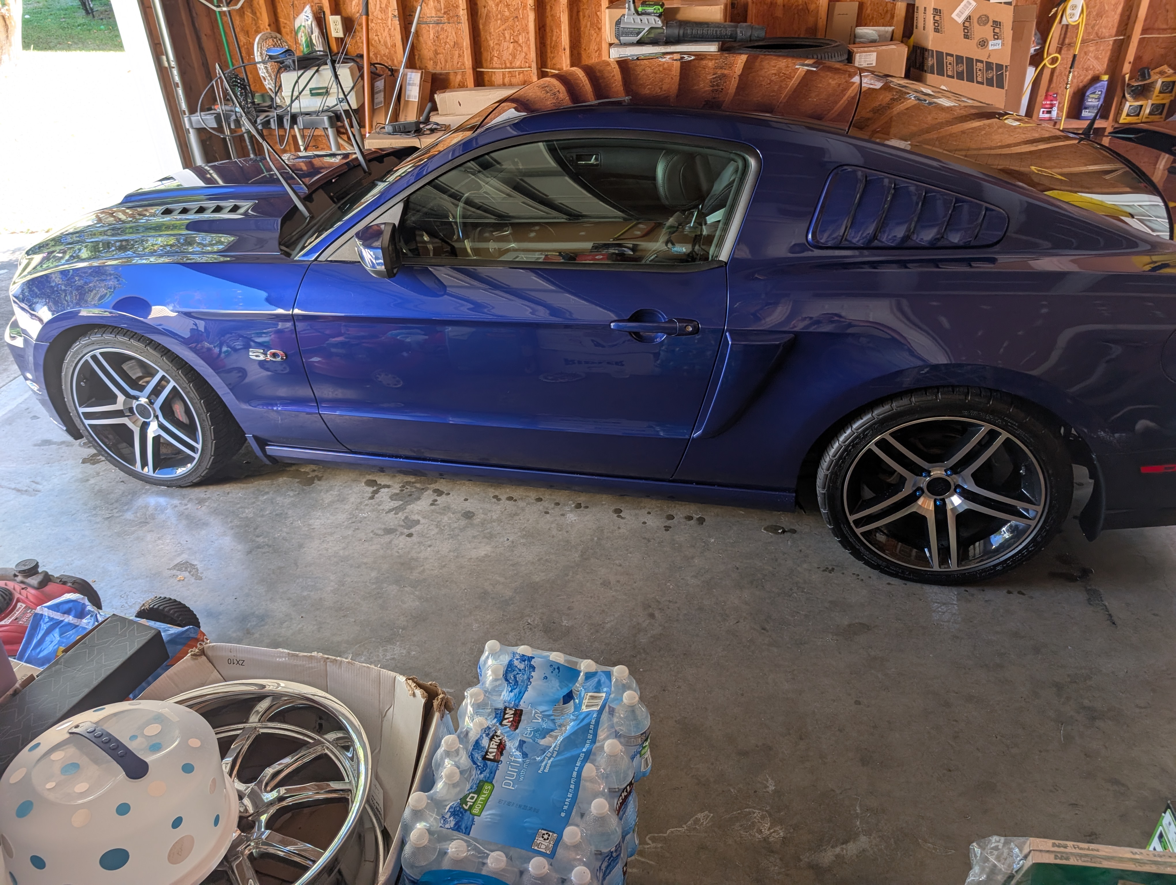 Used 2014 Ford Mustang GT Premium w/ Brembo Brake Package RWD image 2