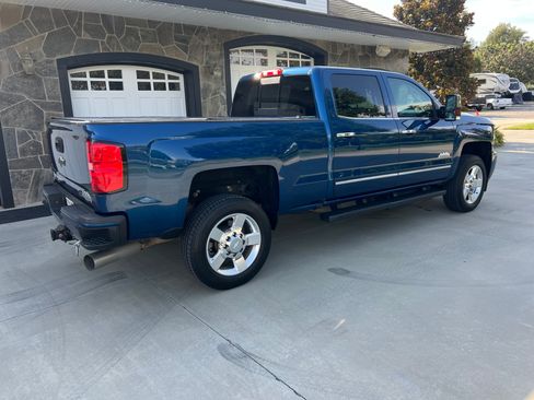 Used 2017 Chevrolet Silverado 2500 High Country w/ Duramax Plus Package AWD/4WD image 23