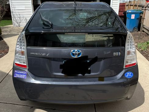 Used 2011 Toyota Prius Two image 2