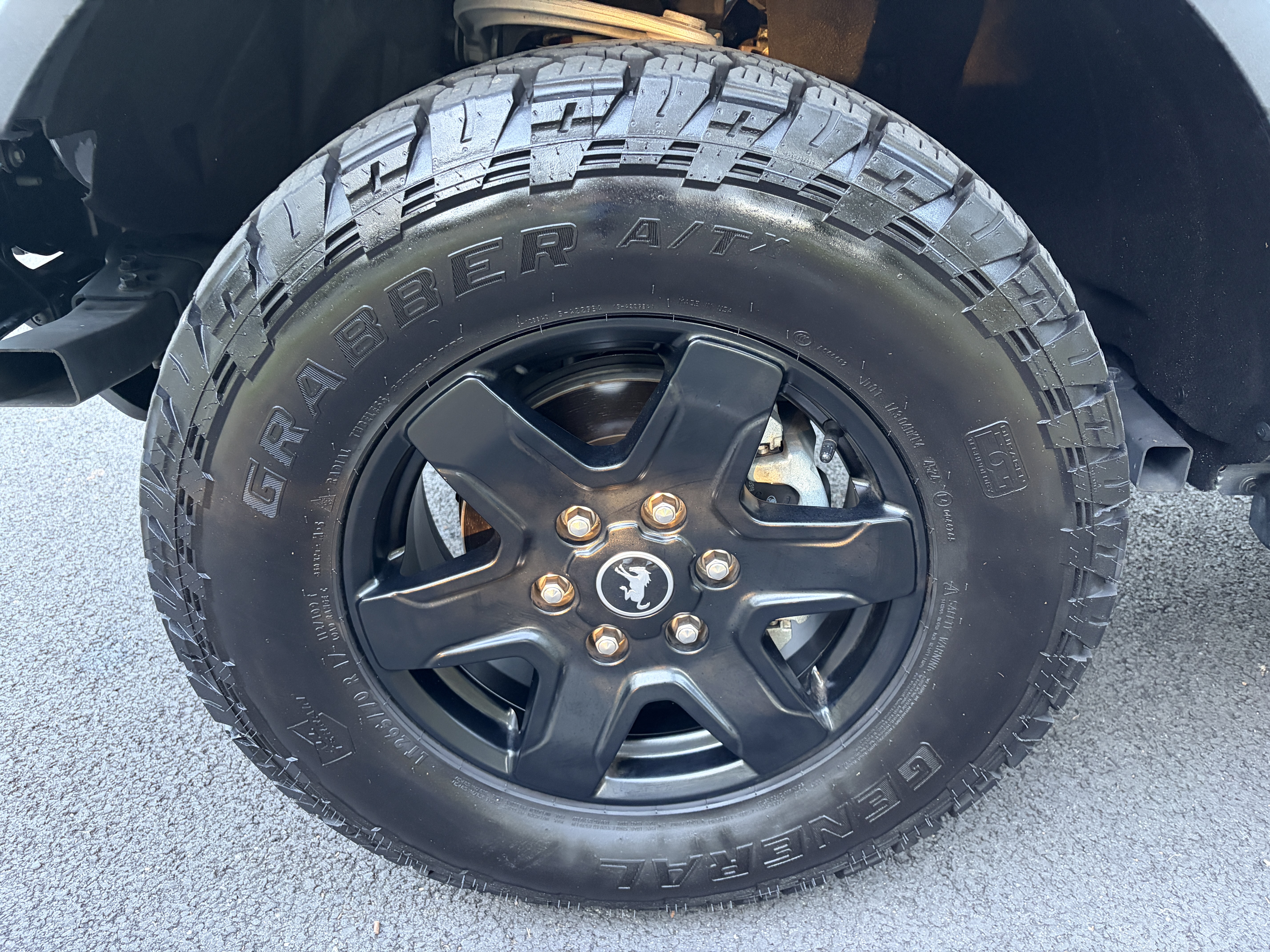 Used 2024 Ford Bronco Black Diamond AWD/4WD image 23