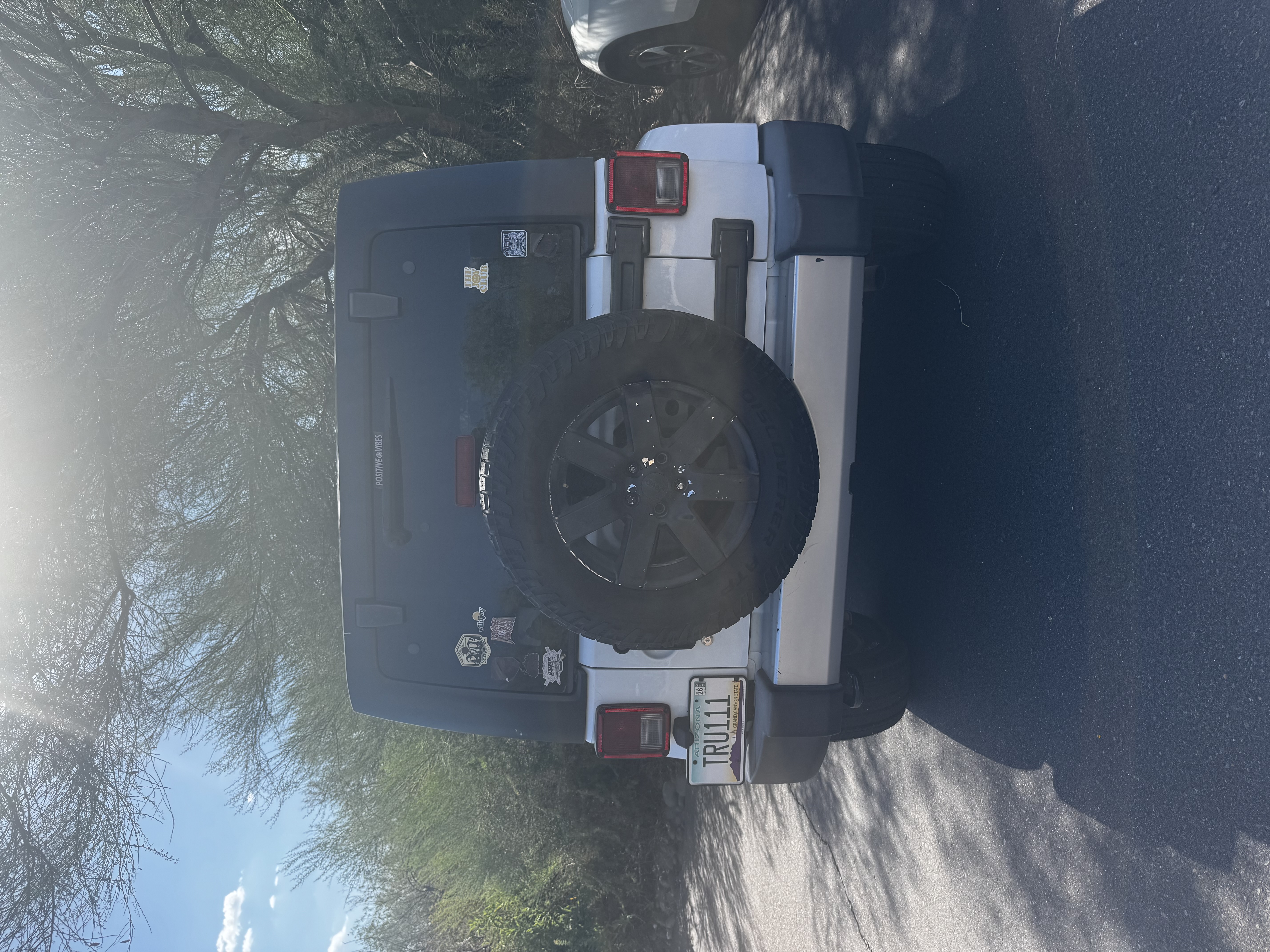 Used 2015 Jeep Wrangler Unlimited Sahara AWD/4WD image 8