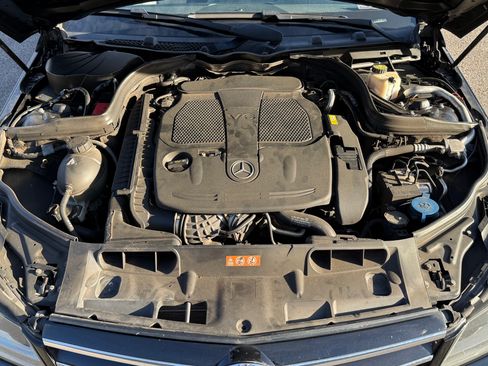 Used 2014 Mercedes-Benz C 300 4MATIC Sedan image 26