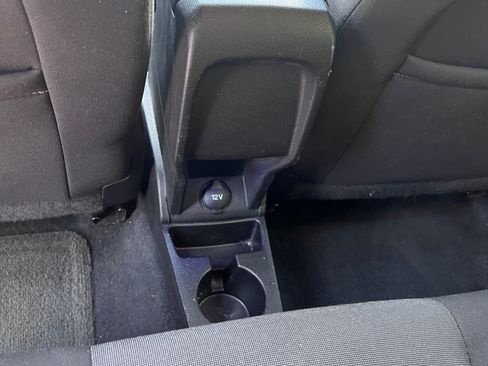 Used 2015 Ford Fiesta SE w/ Comfort Package FWD image 13